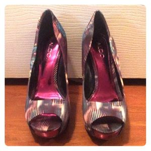 Satin tie dye with metallic stiletto